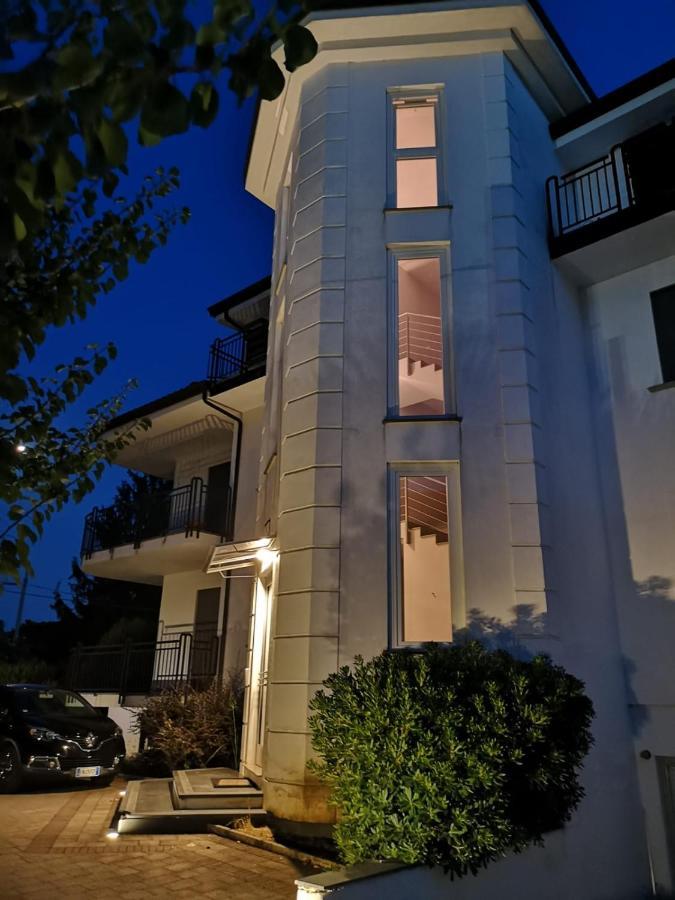 Raja Rooms Alife Exterior photo